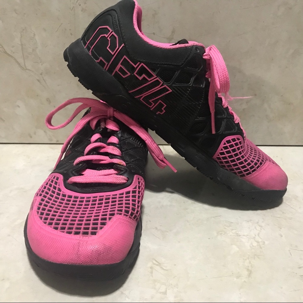 REEBOK CROSSFIT WOMEN SIZE 8, PINK